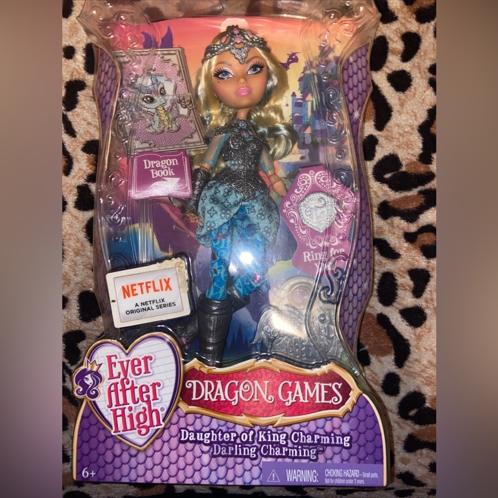 Ever after high dragon games Darling charming
